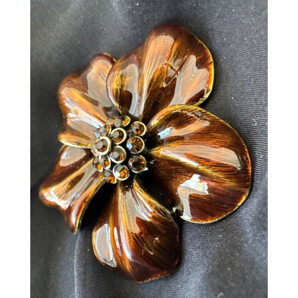 Cara New York Brooch Steampunk Bronze Flower Rhinestone Center NEW